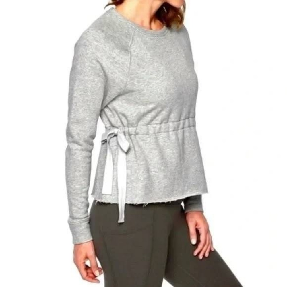 Athleta Sweatshirt Women Medium Gray Athleisure Activewear Sporty Clean Girl Top
